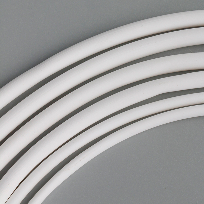 Tubo de número de cable en blanco