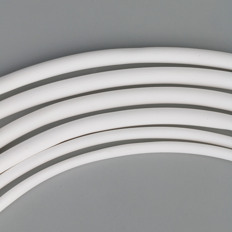 Tubo de número de cable en blanco