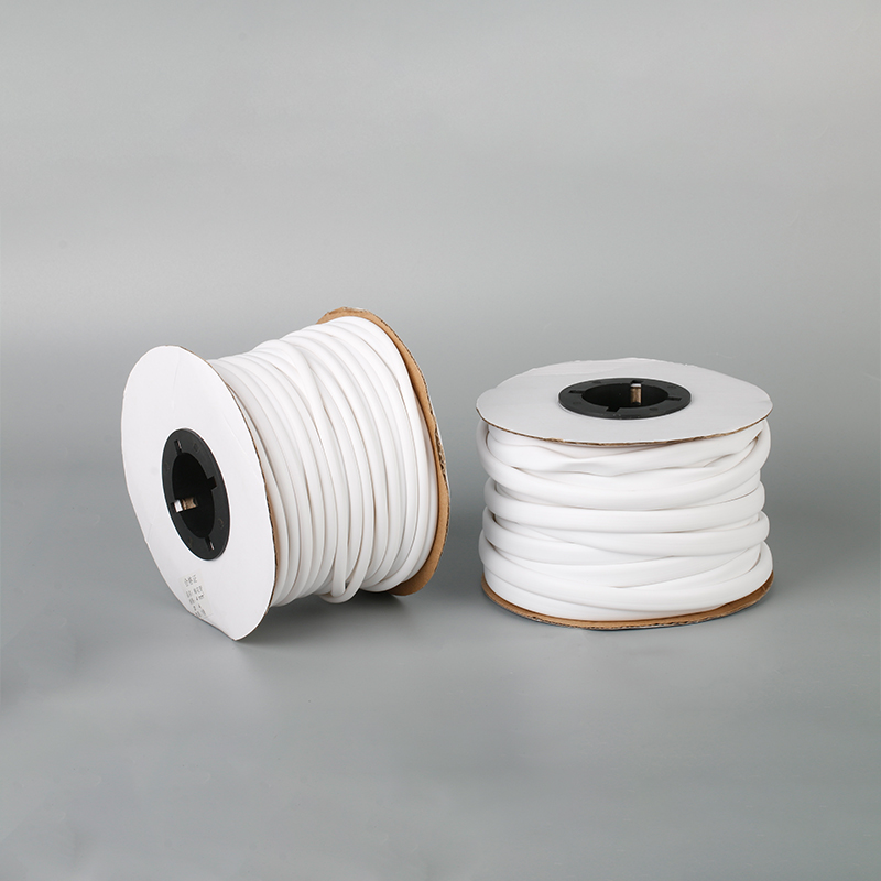 Tubo de número de cable en blanco
