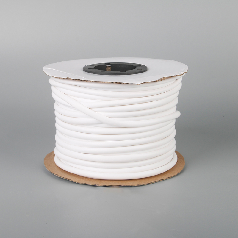 Tubo de número de cable en blanco