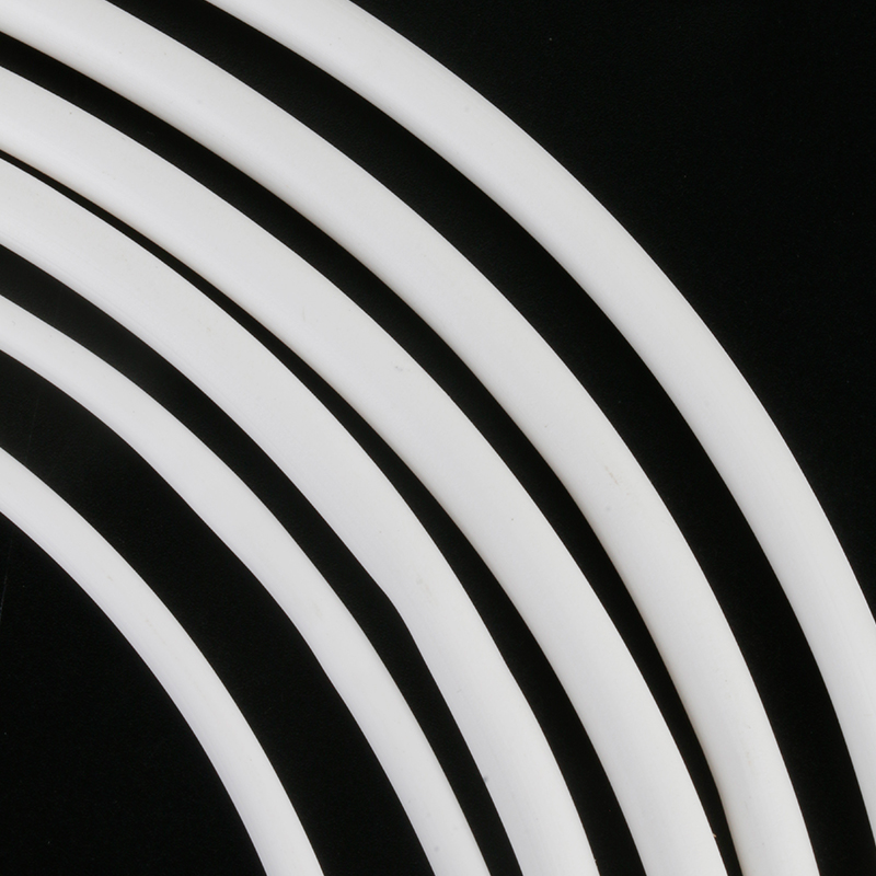 Tubo de número de cable en blanco